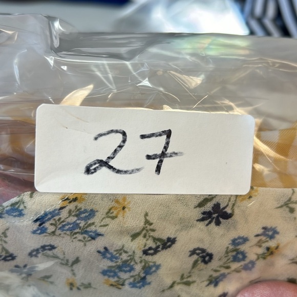 Victoria’s Secret Angel Shirt Excellent condition Angel Shirt! Size L - Picture 8 of 8